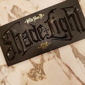 KVD shade and light eye palette